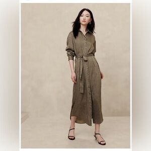 Banana Republic Factory Tie-Waist Maxi Shirtdress